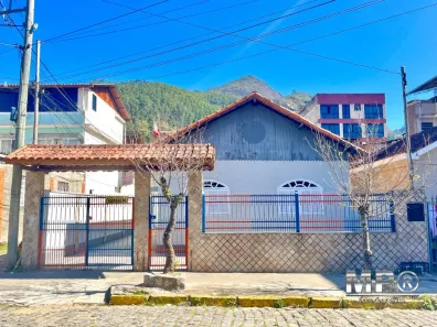 Casa com 3 Quartos para alugar, 105m² no Olaria, Nova Friburgo