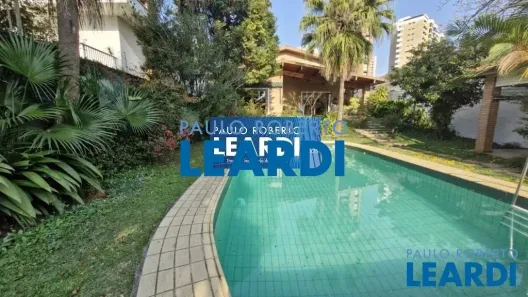 Sobrado com 3 Quartos à venda, 415m² no Santo Amaro, São Paulo