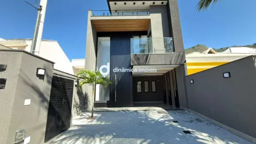 Casa de Condomínio com 3 Quartos à venda, 192m² no Jacarepaguá, Rio de Janeiro