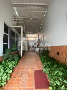 Prédio Comercial para alugar, 750m² no Centro, Uberlândia