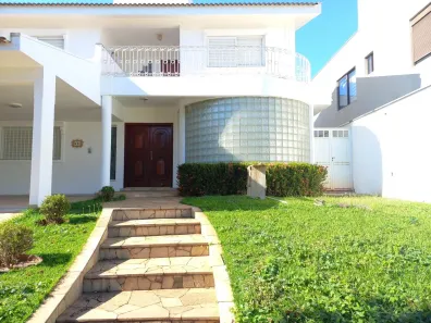 Sobrado com 4 Quartos para alugar, 344m² no Parque Residencial Damha, Presidente Prudente