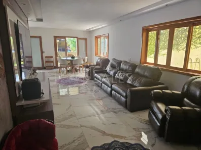 Casa com 5 Quartos à venda, 330m² no Caxingui, São Paulo
