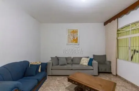 Sobrado com 3 Quartos à venda, 270m² no Vila Tibiriçá, Santo André