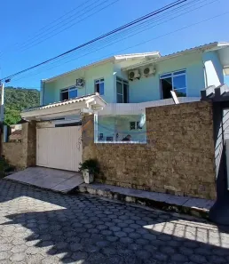 Casa com 4 Quartos à venda, 202m² no Armação do Pântano do Sul, Florianópolis