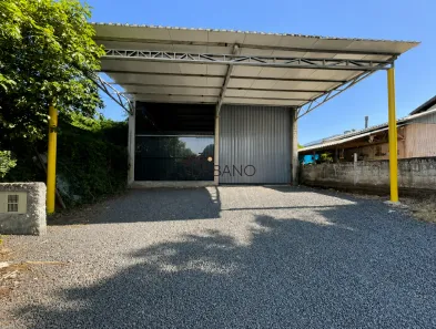 Galpão/Depósito/Armazém para alugar, 300m² no Igara, Canoas
