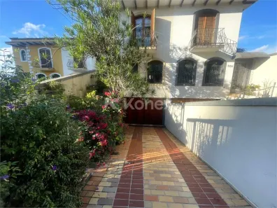 Casa com 3 Quartos à venda, 203m² no Santa Teresinha, São Paulo