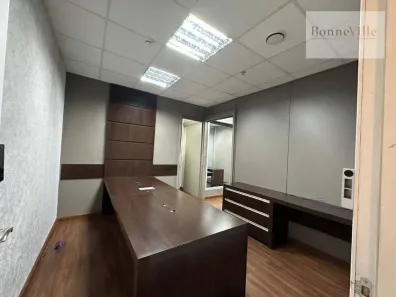 Sala Comercial para alugar, 70m² no Vila Cordeiro, São Paulo