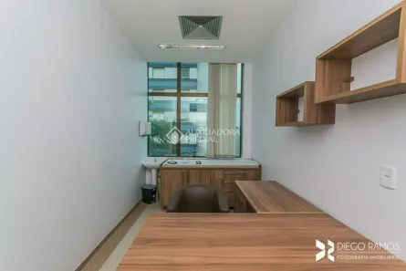 Sala Comercial para alugar, 57m² no São João, Porto Alegre