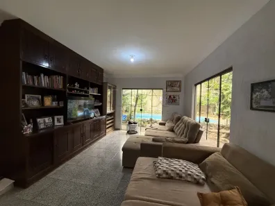 Sobrado com 4 Quartos à venda, 338m² no Jardim Infante Dom Henrique, Bauru