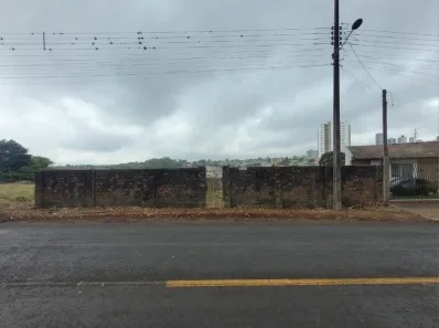 Lote/Terreno à venda, 560m² no Oficinas, Ponta Grossa