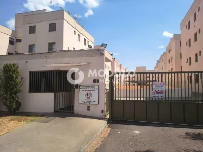 Apartamento com 2 Quartos para alugar, 50m² no Laranjeiras, Uberlândia