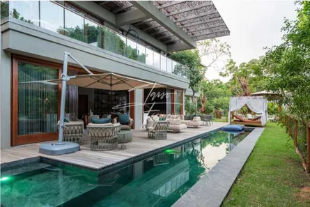Casa de Condomínio com 4 Quartos à venda, 594m² no , Mata de São João