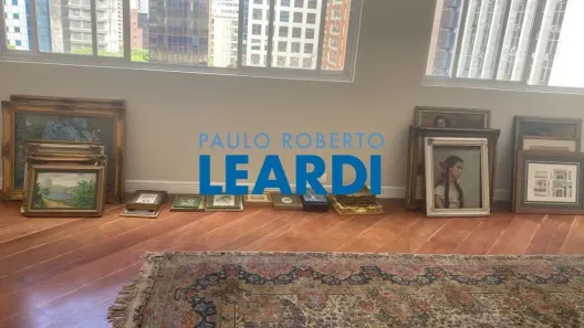 Apartamento com 3 Quartos à venda, 150m² no Cerqueira César, São Paulo