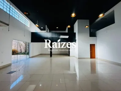 Ponto Comercial para alugar, 335m² no Daniel Fonseca, Uberlândia