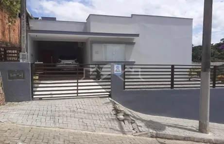 Casa com 2 Quartos à venda, 162m² no Parque Guarani, Joinville