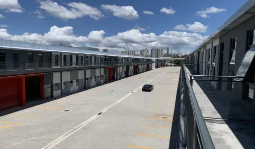 Galpão/Depósito/Armazém para alugar, 675m² no Tamboré, Barueri