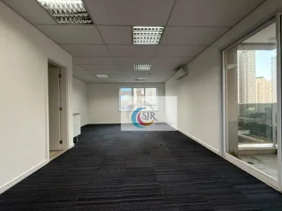 Sala Comercial para alugar, 83m² no Vila Gertrudes, São Paulo