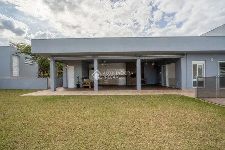 Casa com 3 Quartos à venda, 256m² no Centro, Dois Irmãos