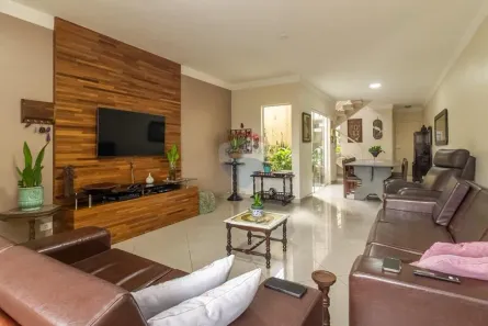 Sobrado com 3 Quartos à venda, 378m² no Vila Carrão, São Paulo