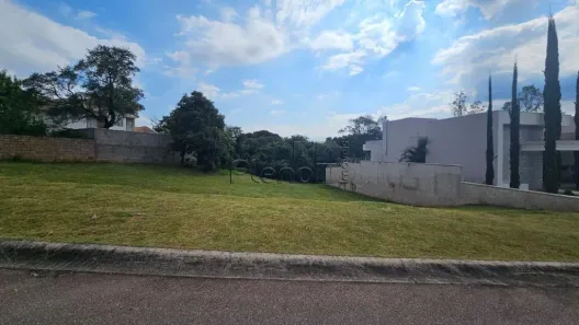 Lote/Terreno à venda, 556m² no Santa Isabel, Louveira