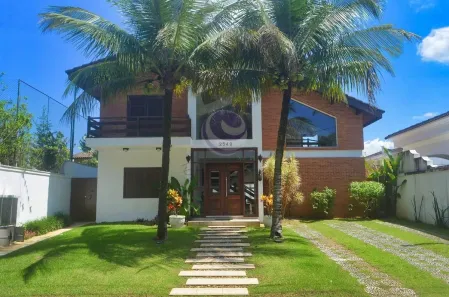 Casa de Condomínio com 4 Quartos para alugar, 340m² no Jardim Acapulco, Guarujá