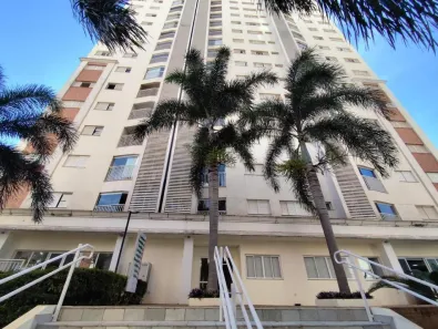 Apartamento com 2 Quartos para alugar, 60m² no Zona 02, Maringá