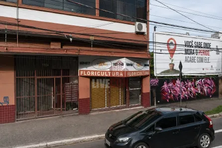 Casa com 1 Quarto à venda, 115m² no Petrópolis, Porto Alegre