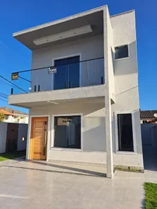 Sobrado com 3 Quartos à venda, 105m² no Jardim Atlântico Central (Itaipuaçu), Maricá