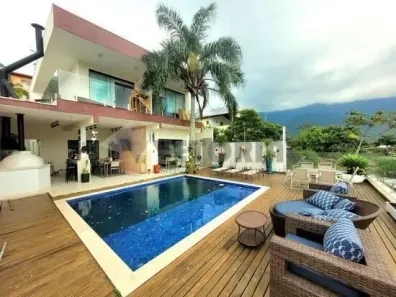 Sobrado com 3 Quartos à venda, 205m² no Massaguaçu, Caraguatatuba
