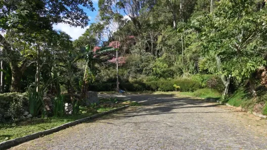 Lote/Terreno à venda, 1800m² no Cônego, Nova Friburgo