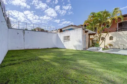 Sobrado com 3 Quartos à venda, 303m² no Interlagos, São Paulo
