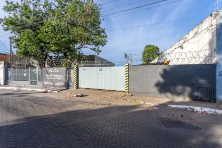 Galpão/Depósito/Armazém com 2 Quartos para alugar, 600m² no Farrapos, Porto Alegre