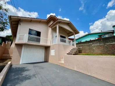 Casa com 3 Quartos à venda, 135m² no Passo dos Fortes, Chapecó