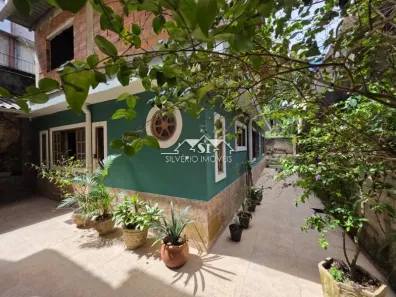 Casa com 3 Quartos à venda, 210m² no Mosela, Petrópolis