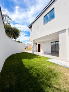 Casa com 3 Quartos à venda, 135m² no Manguinhos, Serra