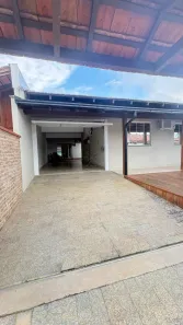Casa com 4 Quartos para alugar, 160m² no Armação, Penha