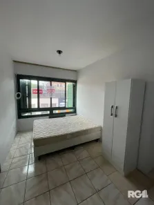 Kitnet com 1 Quarto para alugar, 31m² no Floresta, Porto Alegre