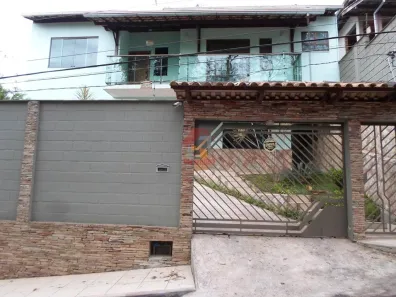 Casa com 3 Quartos à venda, 300m² no Centro, Nova Lima