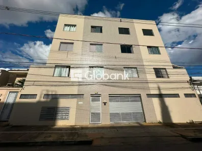 Apartamento com 2 Quartos para alugar, 67m² no Canelas, Montes Claros