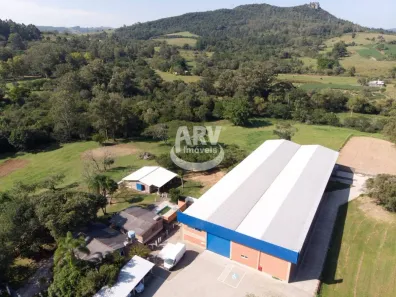 Galpão/Depósito/Armazém à venda, 1500m² no Santa Tecla (Ipiranga), Gravataí