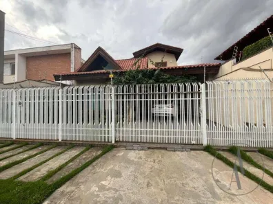 Casa com 3 Quartos à venda, 259m² no Vila Trujillo, Sorocaba