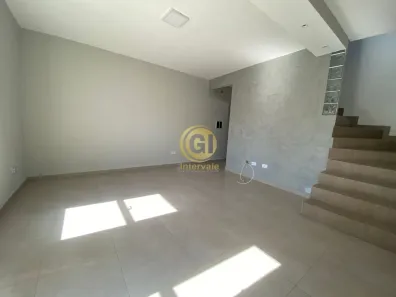 Sobrado com 2 Quartos para alugar, 90m² no São João, Jacareí
