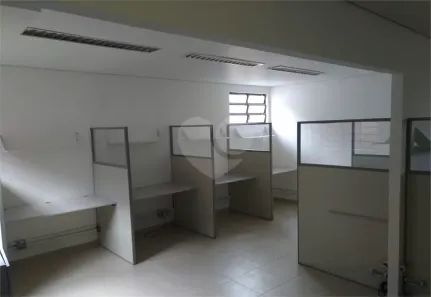 com 1 Quarto para alugar, 250m² no Vila Carolina, São Paulo