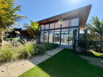 Casa de Condomínio com 4 Quartos para venda ou aluguel, 550m² no Residencial Goiânia Golfe Clube, Goiânia