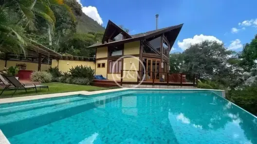 Casa com 3 Quartos à venda, 290m² no Araras, Petrópolis