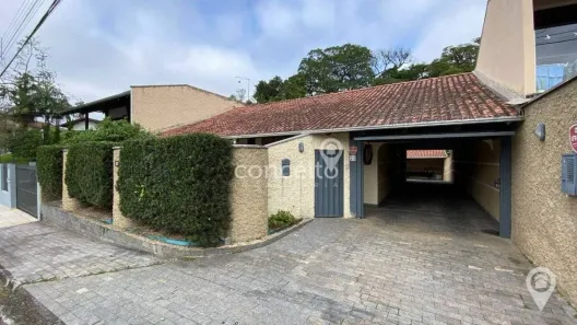 Casa com 3 Quartos à venda, 199m² no Água Verde, Blumenau
