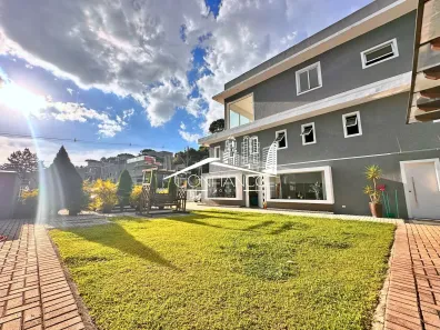 Casa com 4 Quartos para alugar, 541m² no Cascatinha, Curitiba