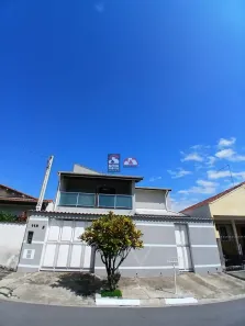 Sobrado com 3 Quartos à venda, 333m² no Jardim Carlota, Pindamonhangaba