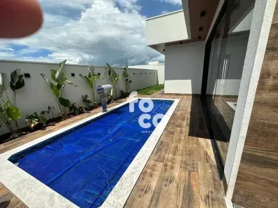 Casa de Condomínio com 4 Quartos à venda, 300m² no Granja Marileusa, Uberlândia