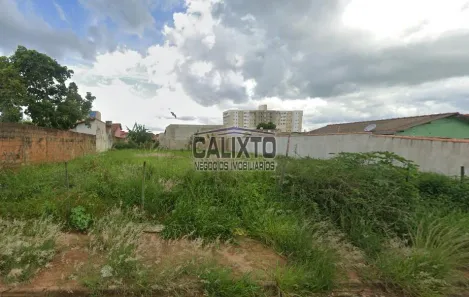 Lote/Terreno à venda, 600m² no Segismundo Pereira, Uberlândia